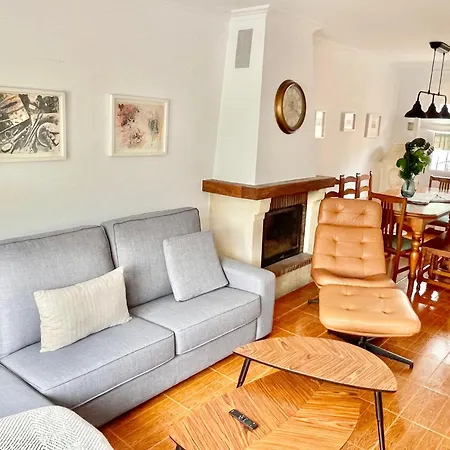 Сasa de vacaciones La Casa Azul Relax Y Naturaleza En Plena Ciudad *