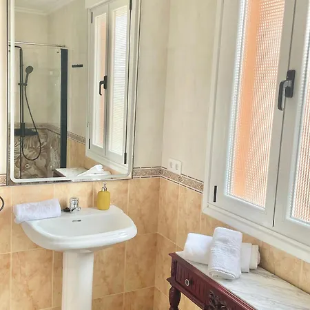 Сasa de vacaciones La Casa Azul Relax Y Naturaleza En Plena Ciudad Oviedo